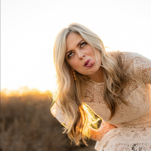 Meet your Posher, Ashley - Picture 1 of 1